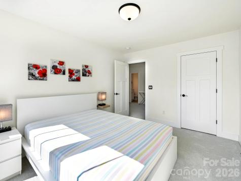 21 N Christie Court Fletcher NC 28732
