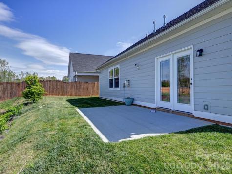 21 N Christie Court Fletcher NC 28732