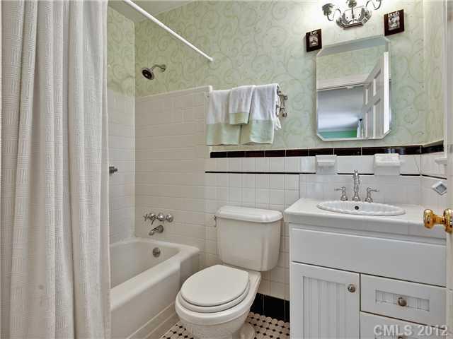 2029 Radcliffe Avenue Charlotte NC 28207