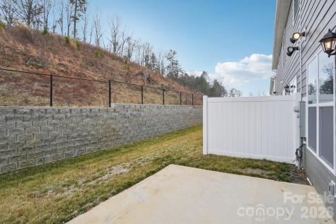 114 Sugg Trail Weaverville NC 28787