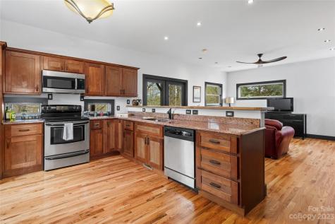 354 Riverview Drive Asheville NC 28806