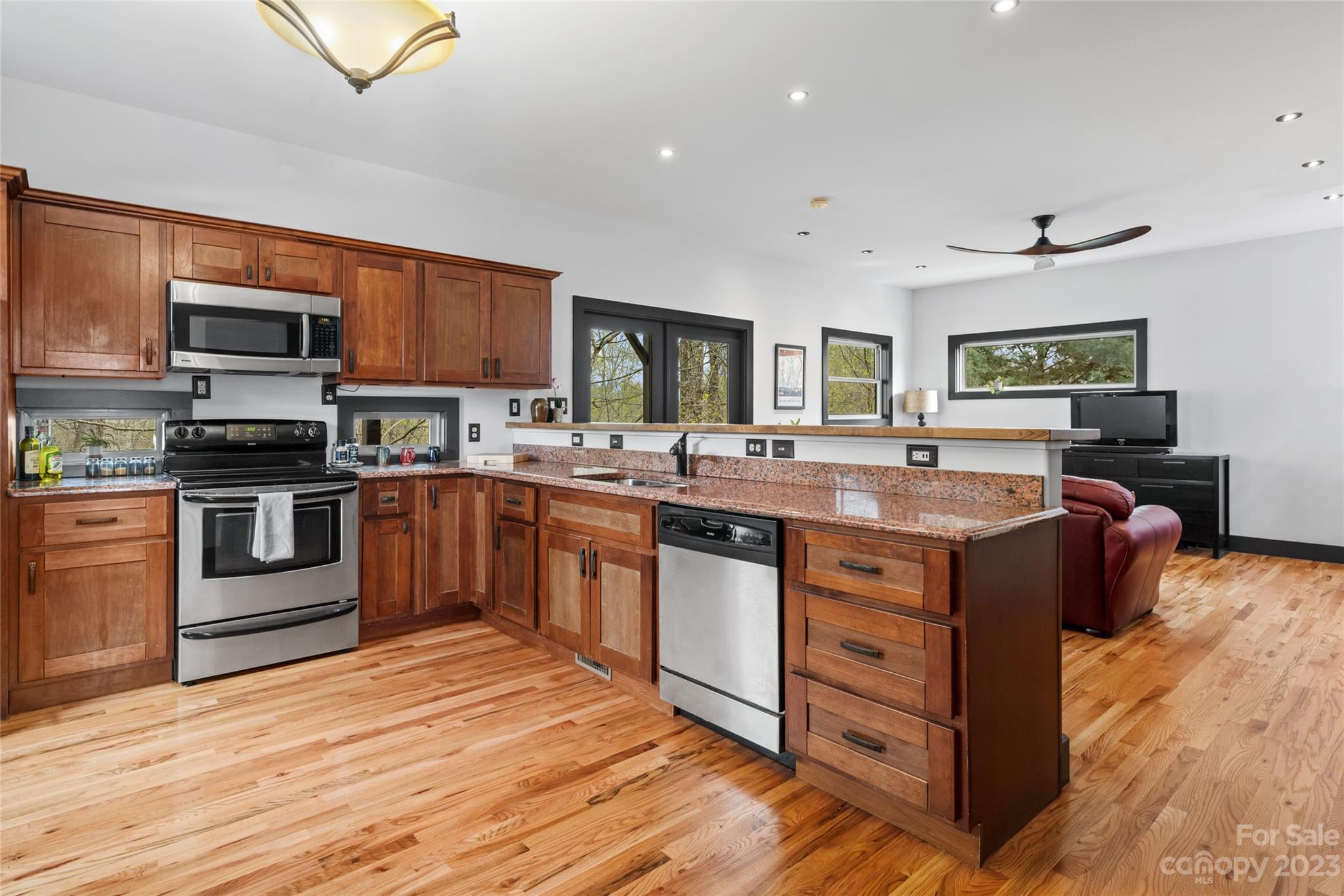 354 Riverview Drive Asheville NC 28806