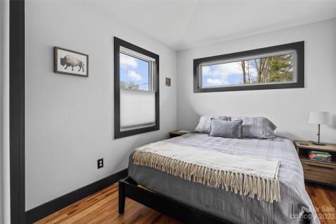354 Riverview Drive Asheville NC 28806