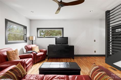 354 Riverview Drive Asheville NC 28806