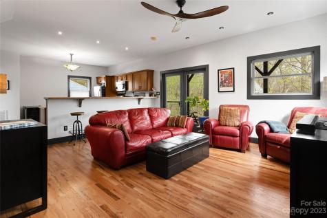 354 Riverview Drive Asheville NC 28806