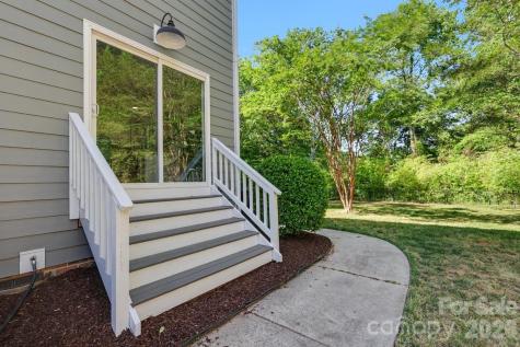 12227 Provincetowne Drive Charlotte NC 28277