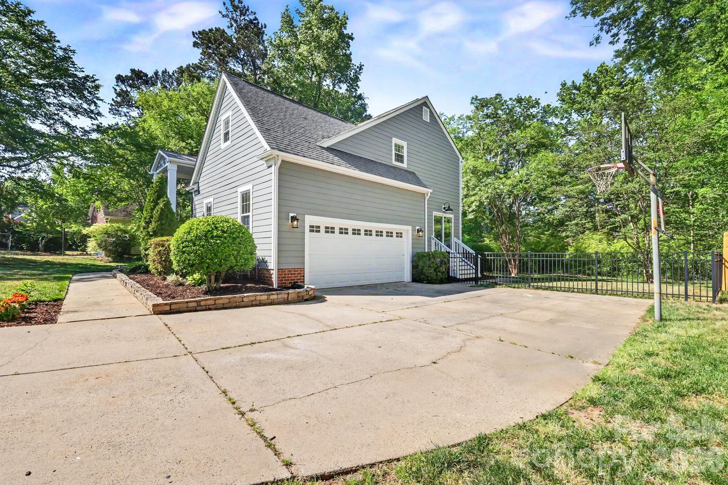 12227 Provincetowne Drive Charlotte NC 28277