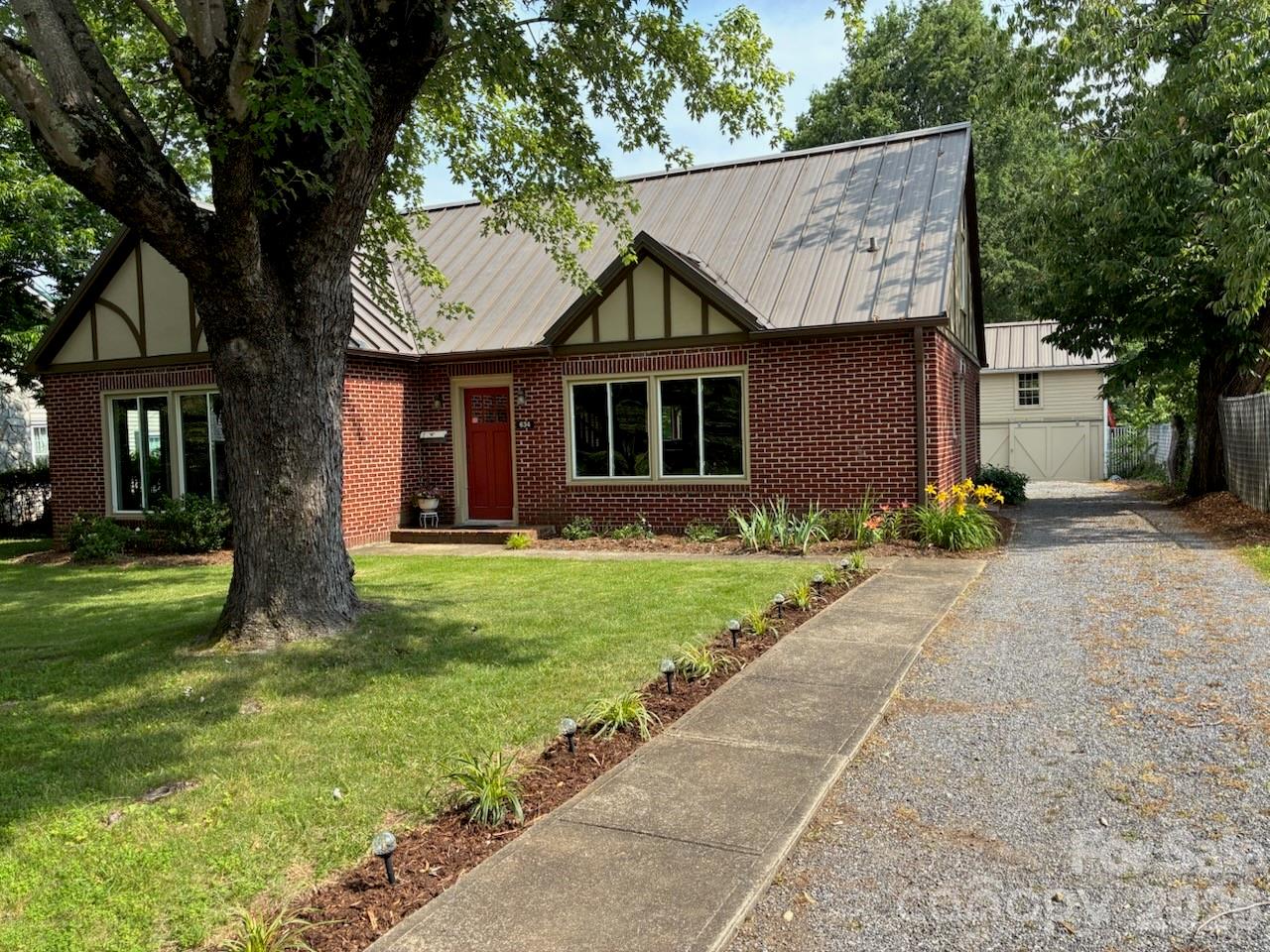 634 Rutherford Road S Marion NC 28752