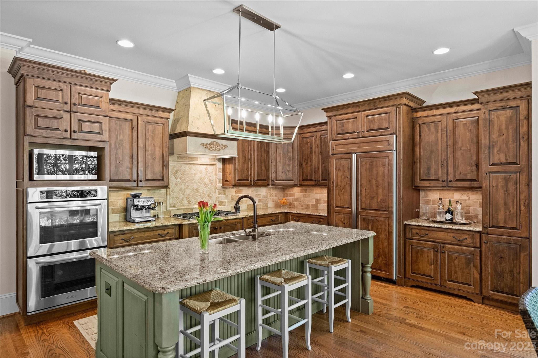 312 Wellingshire Court Matthews NC 28105