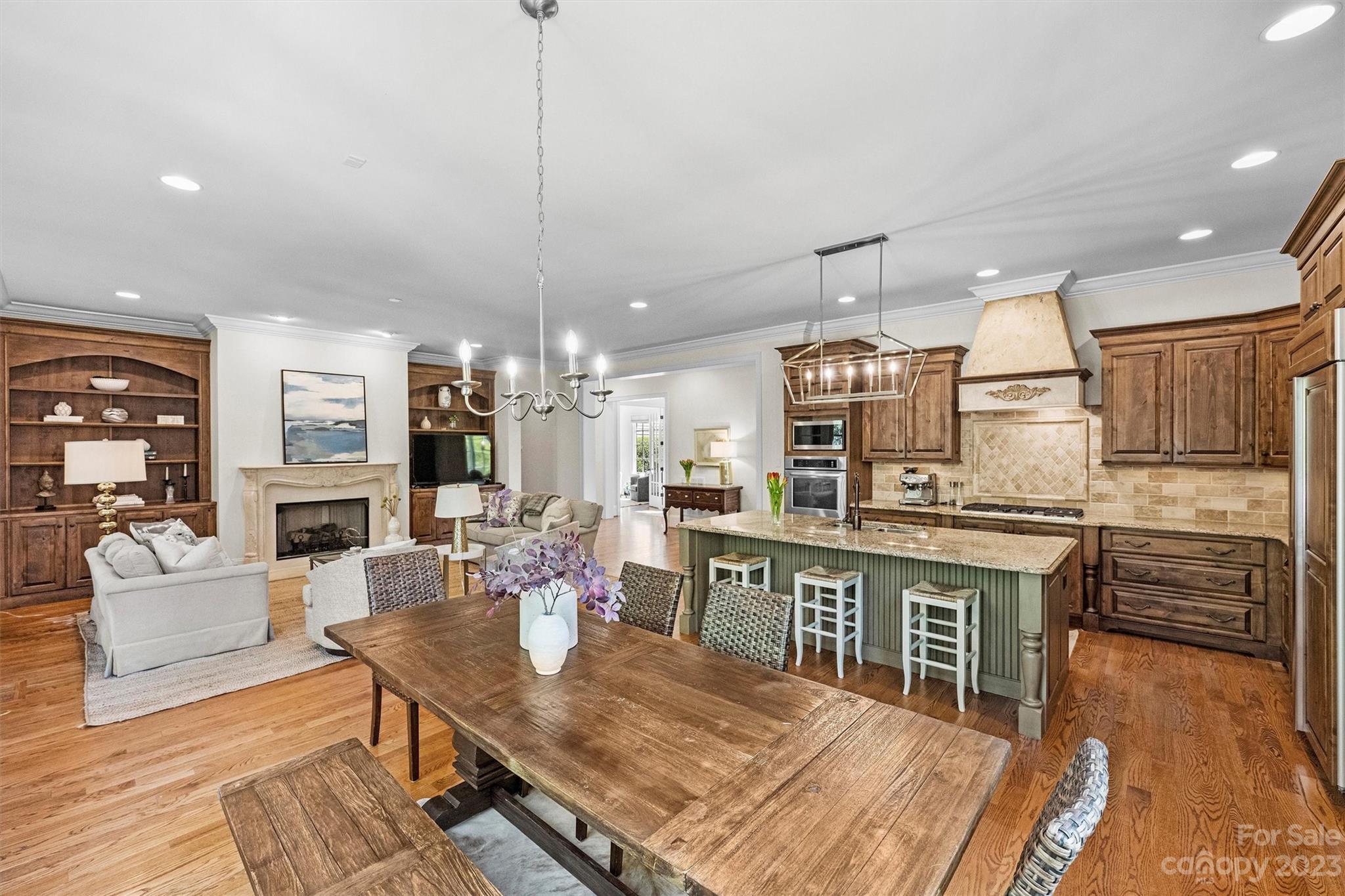 312 Wellingshire Court Matthews NC 28105