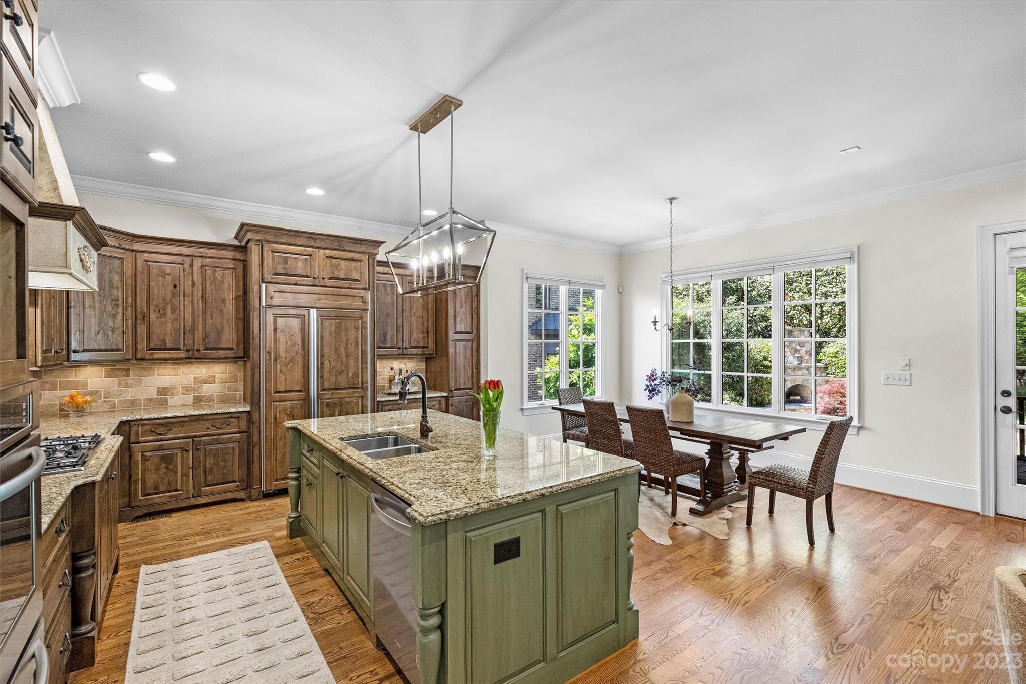 312 Wellingshire Court Matthews NC 28105