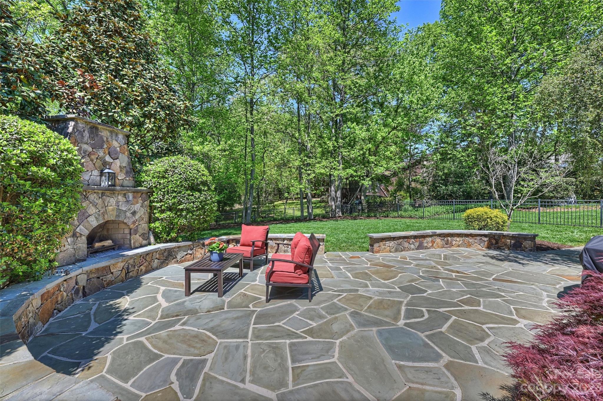 312 Wellingshire Court Matthews NC 28105