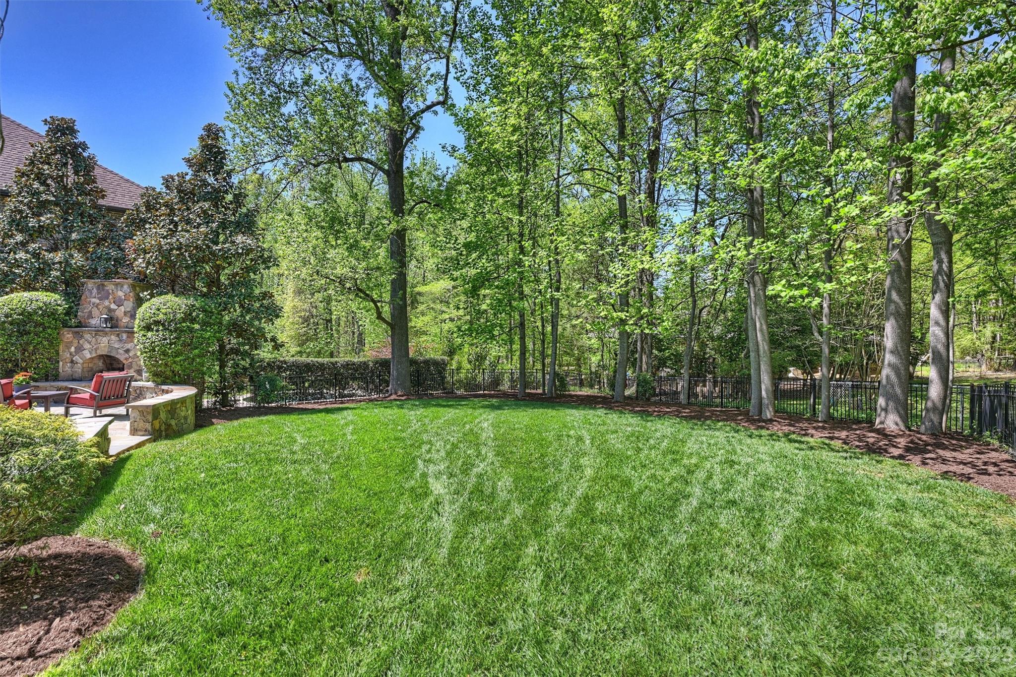 312 Wellingshire Court Matthews NC 28105
