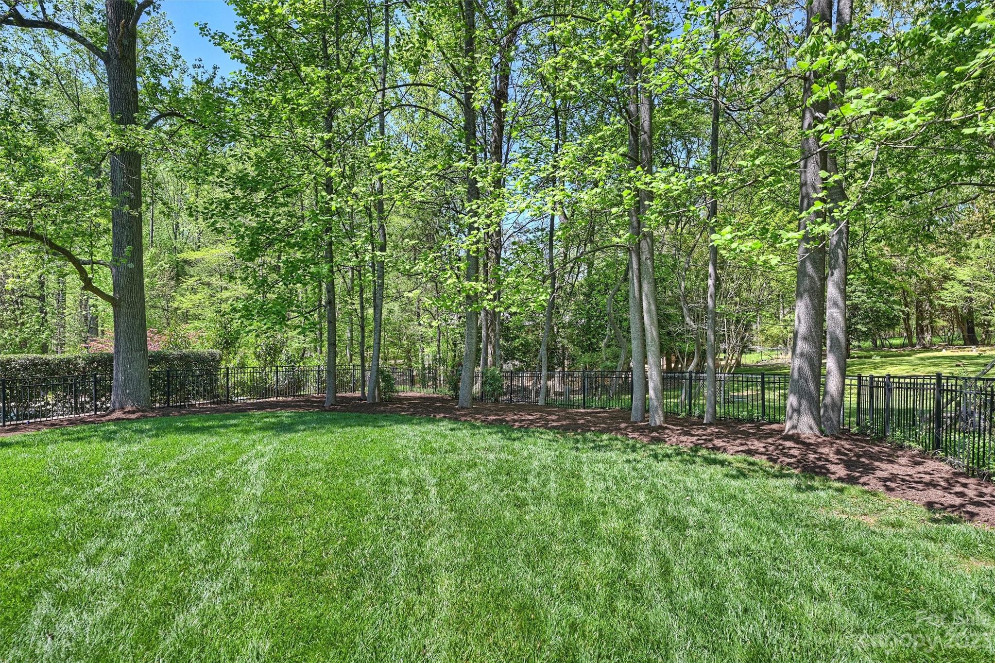 312 Wellingshire Court Matthews NC 28105