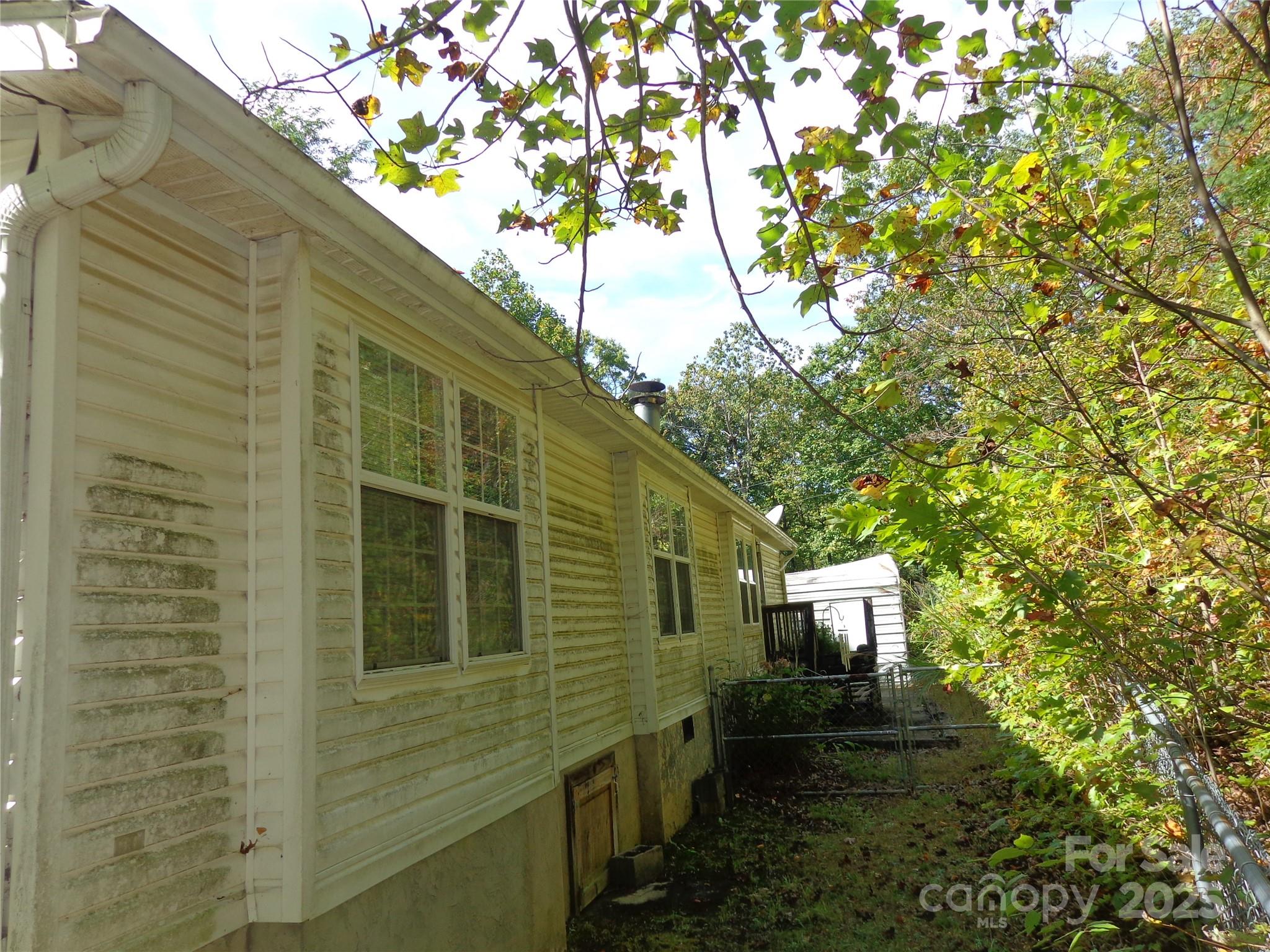 89 Blue Mountain Road Fairview NC 28730