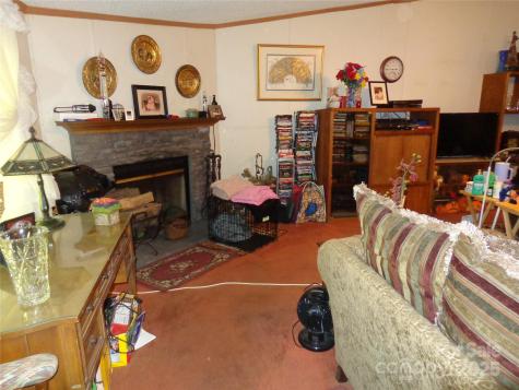 89 Blue Mountain Road Fairview NC 28730