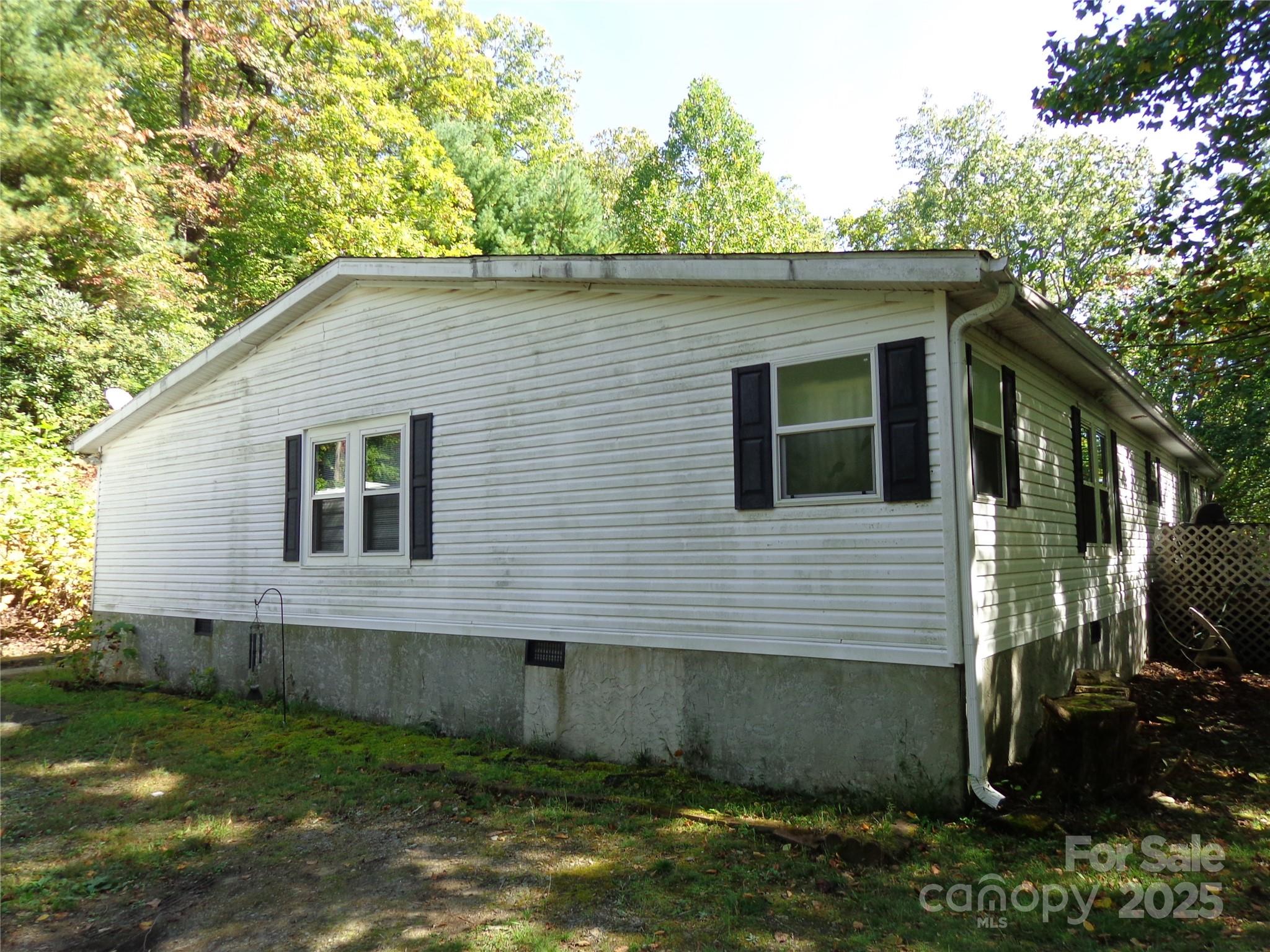 89 Blue Mountain Road Fairview NC 28730