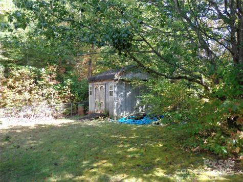 89 Blue Mountain Road Fairview NC 28730