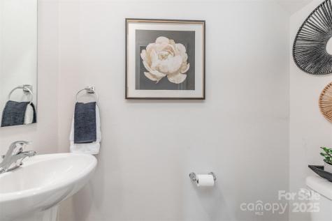 3101 Wynn Way Charlotte NC 28215