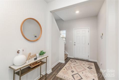 3101 Wynn Way Charlotte NC 28215