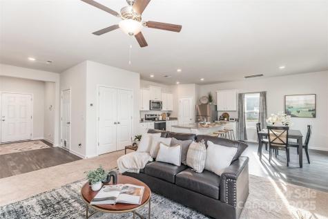 3101 Wynn Way Charlotte NC 28215