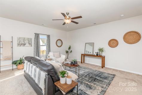 3101 Wynn Way Charlotte NC 28215