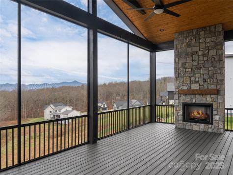 51 Bridgeway Drive Candler NC 28715