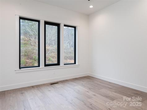 51 Bridgeway Drive Candler NC 28715