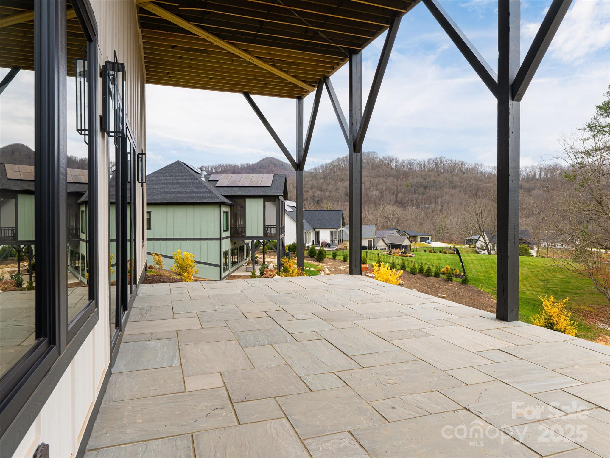 51 Bridgeway Drive Candler NC 28715