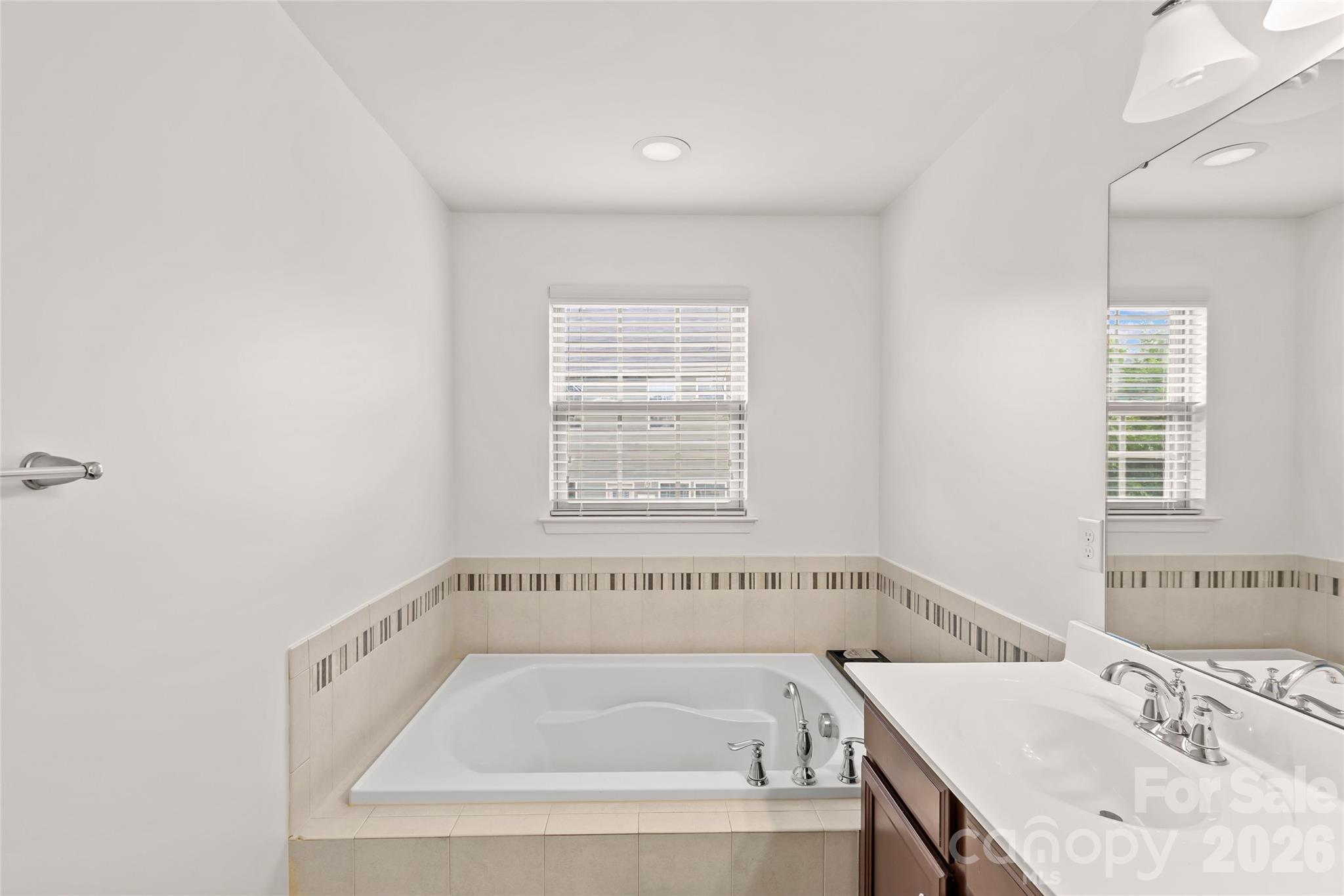 2435 Alyssa Lane Charlotte NC 28208