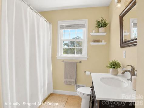 1091 16th Avenue NW Hickory NC 28601