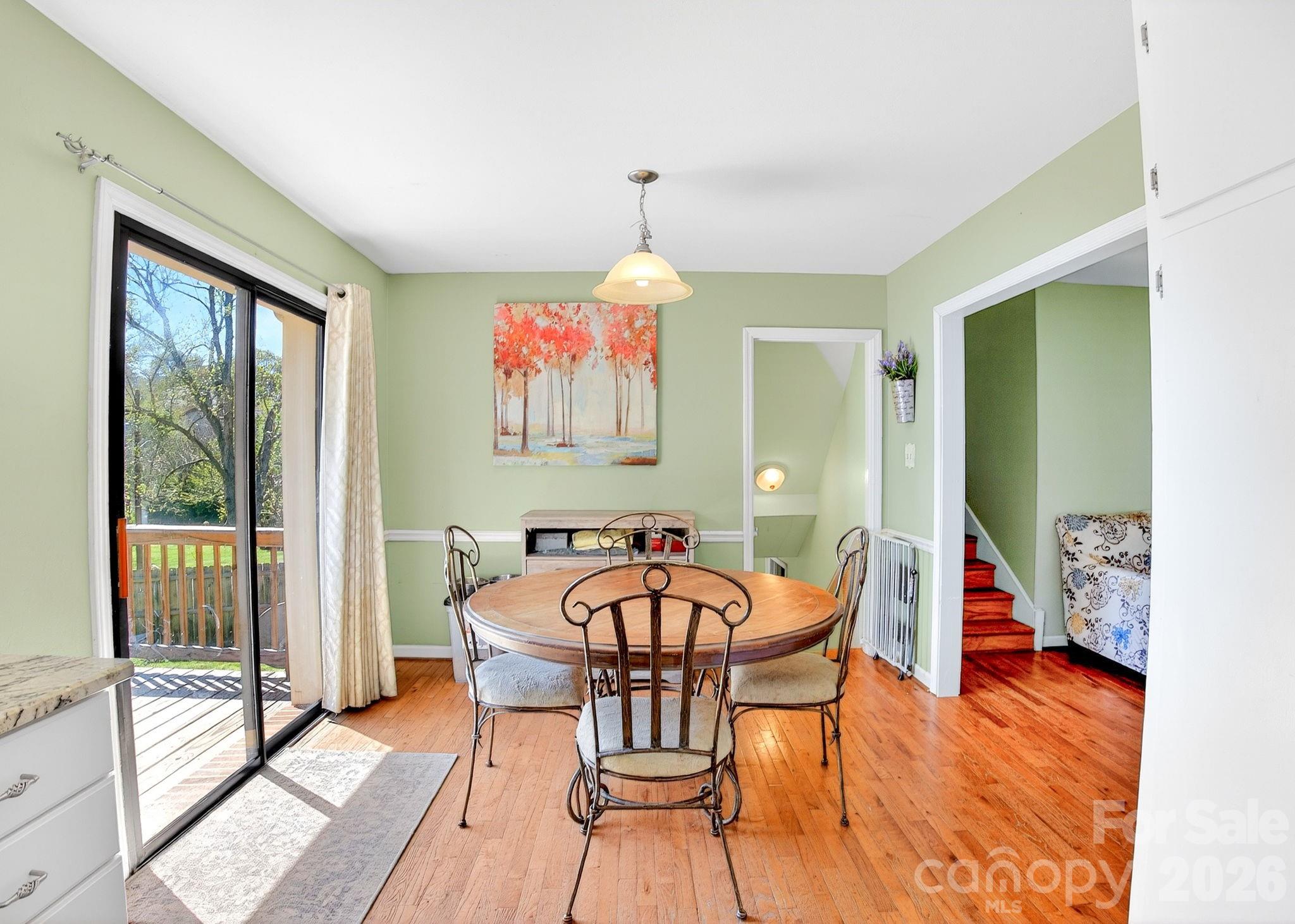 1091 16th Avenue NW Hickory NC 28601