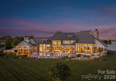 8515 Norman Estates Drive Denver NC 28037