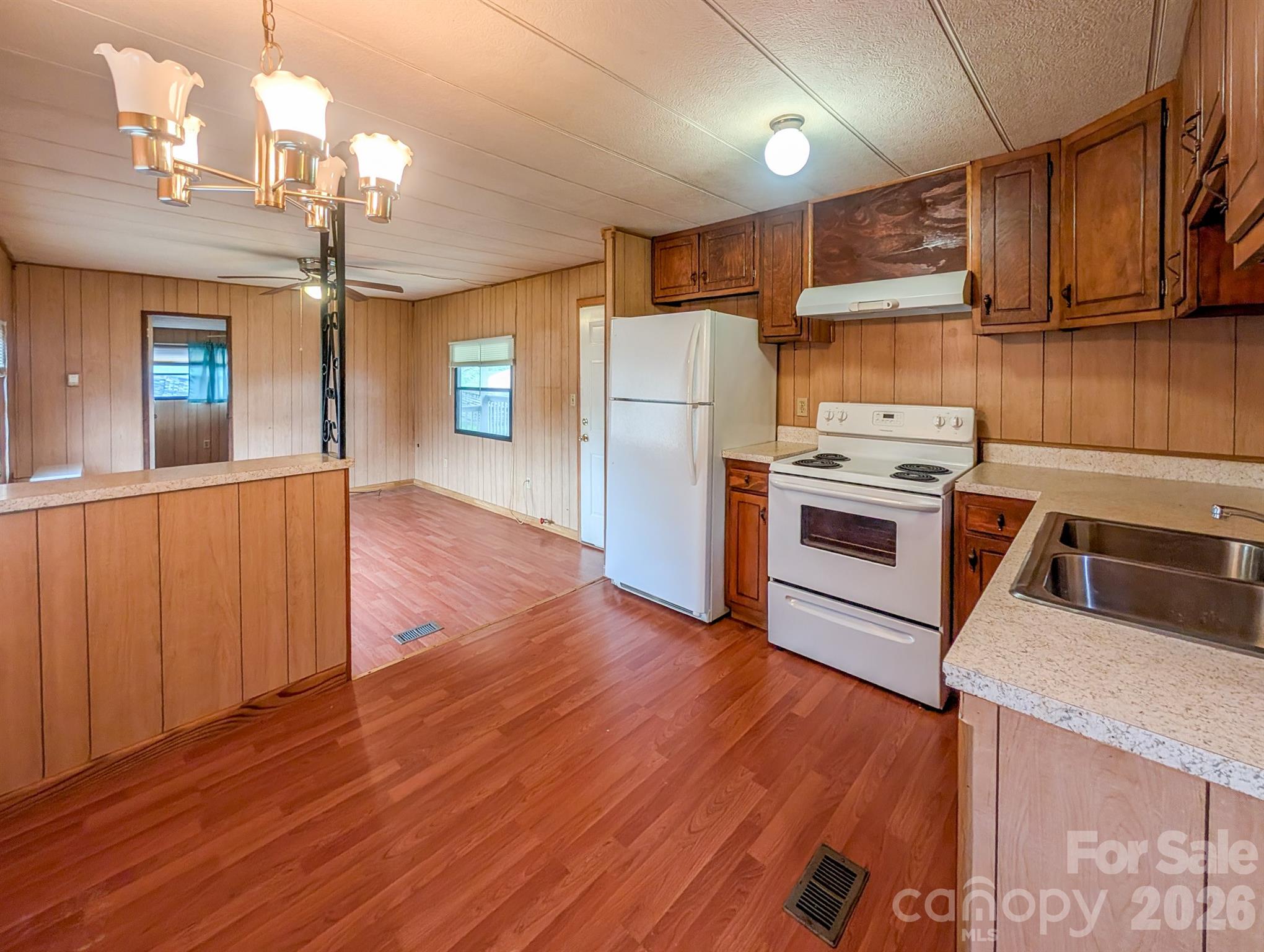 107 Mockingbird Lane Burnsville NC 28714