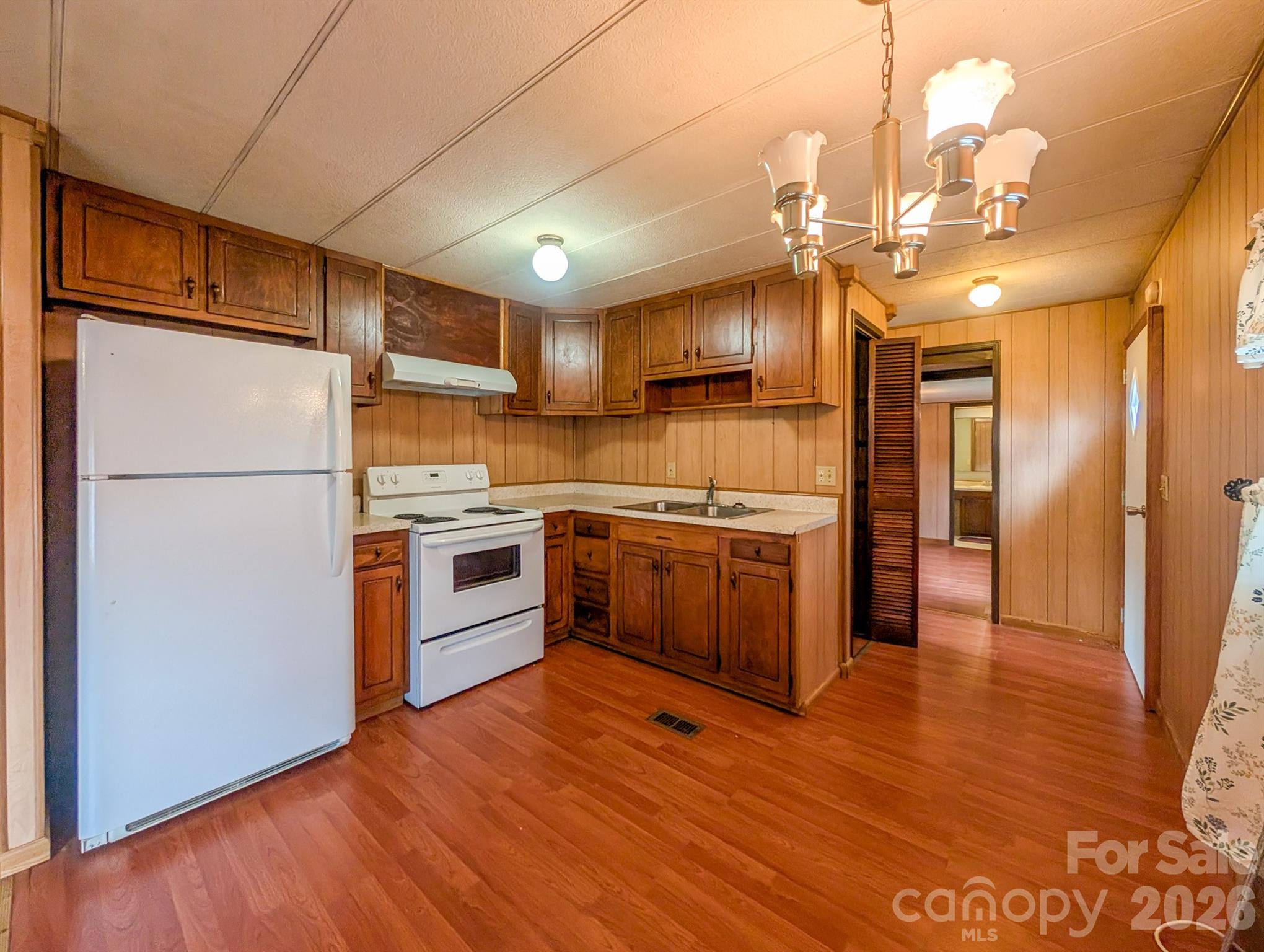 107 Mockingbird Lane Burnsville NC 28714
