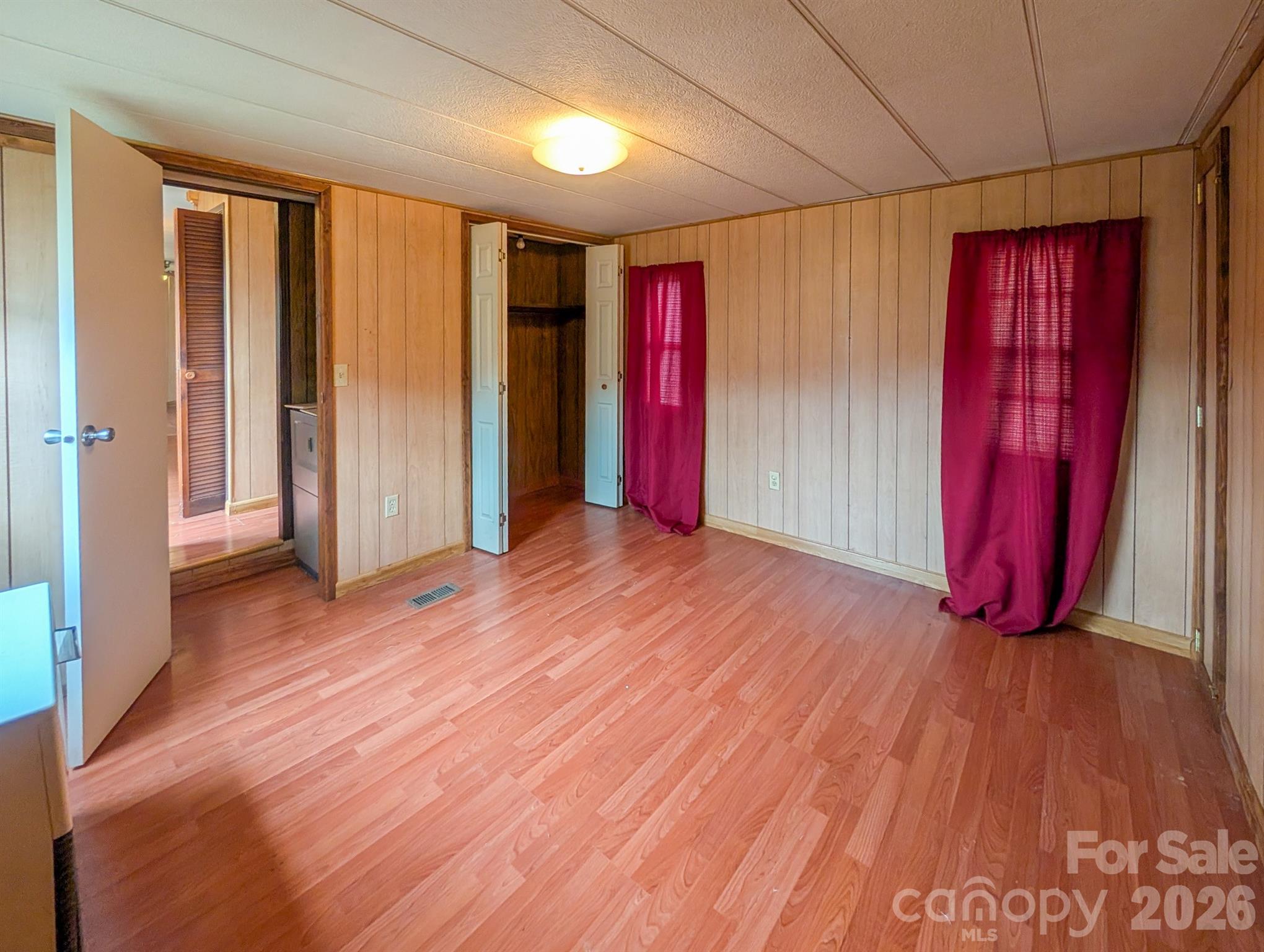 107 Mockingbird Lane Burnsville NC 28714