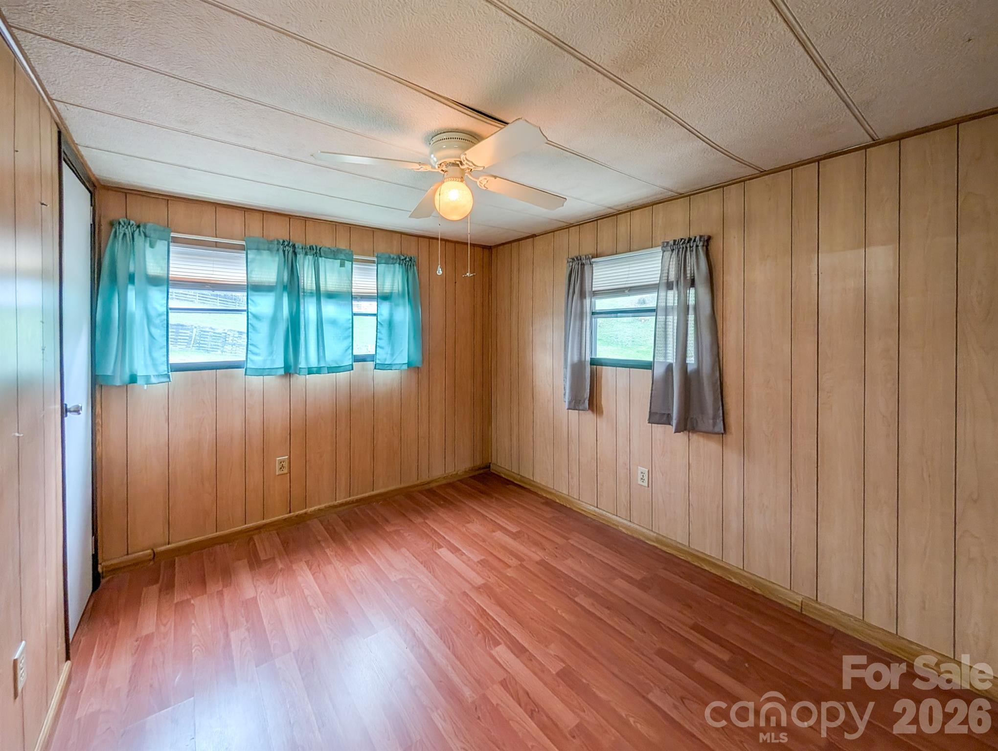 107 Mockingbird Lane Burnsville NC 28714