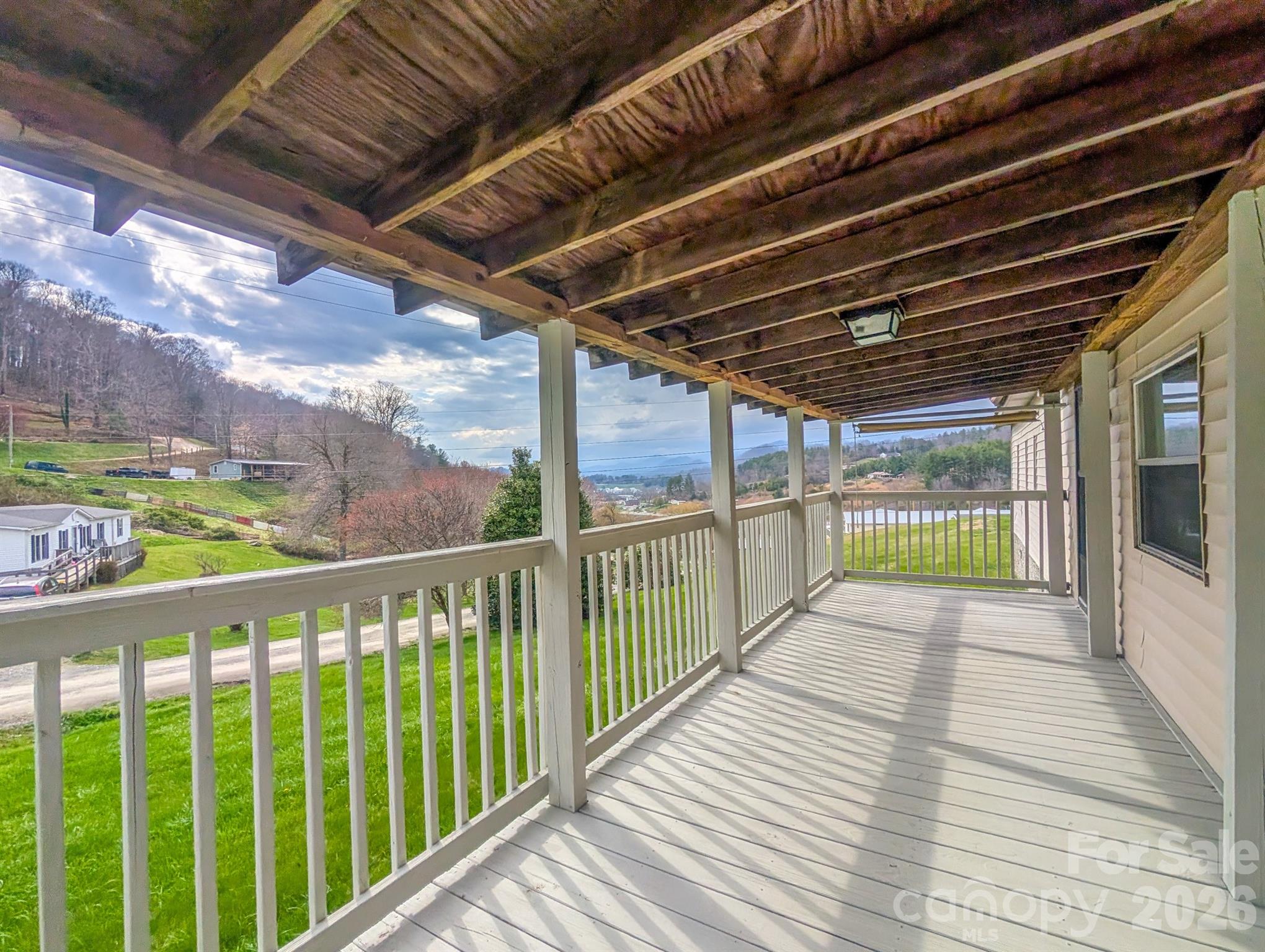 107 Mockingbird Lane Burnsville NC 28714