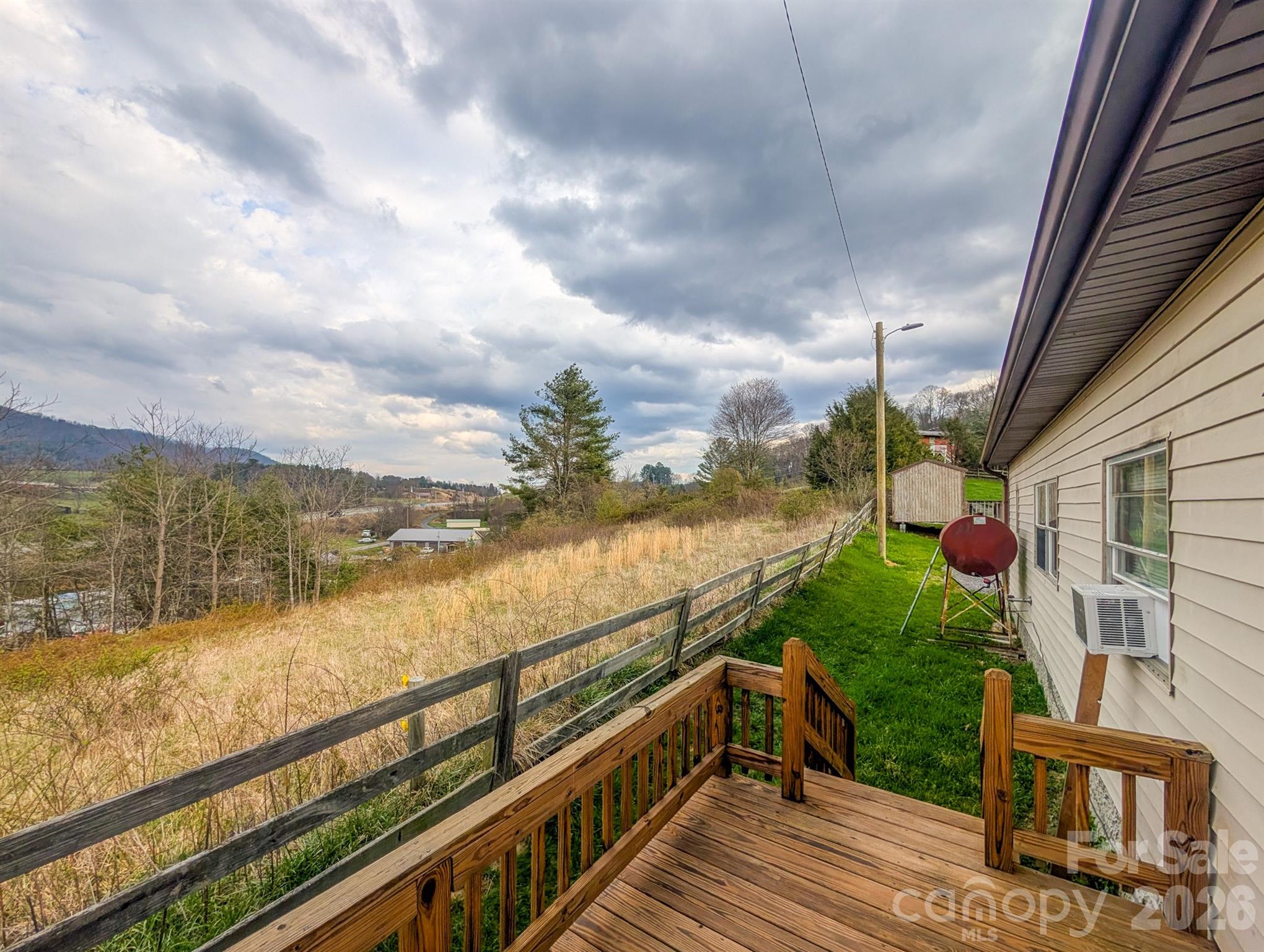 107 Mockingbird Lane Burnsville NC 28714