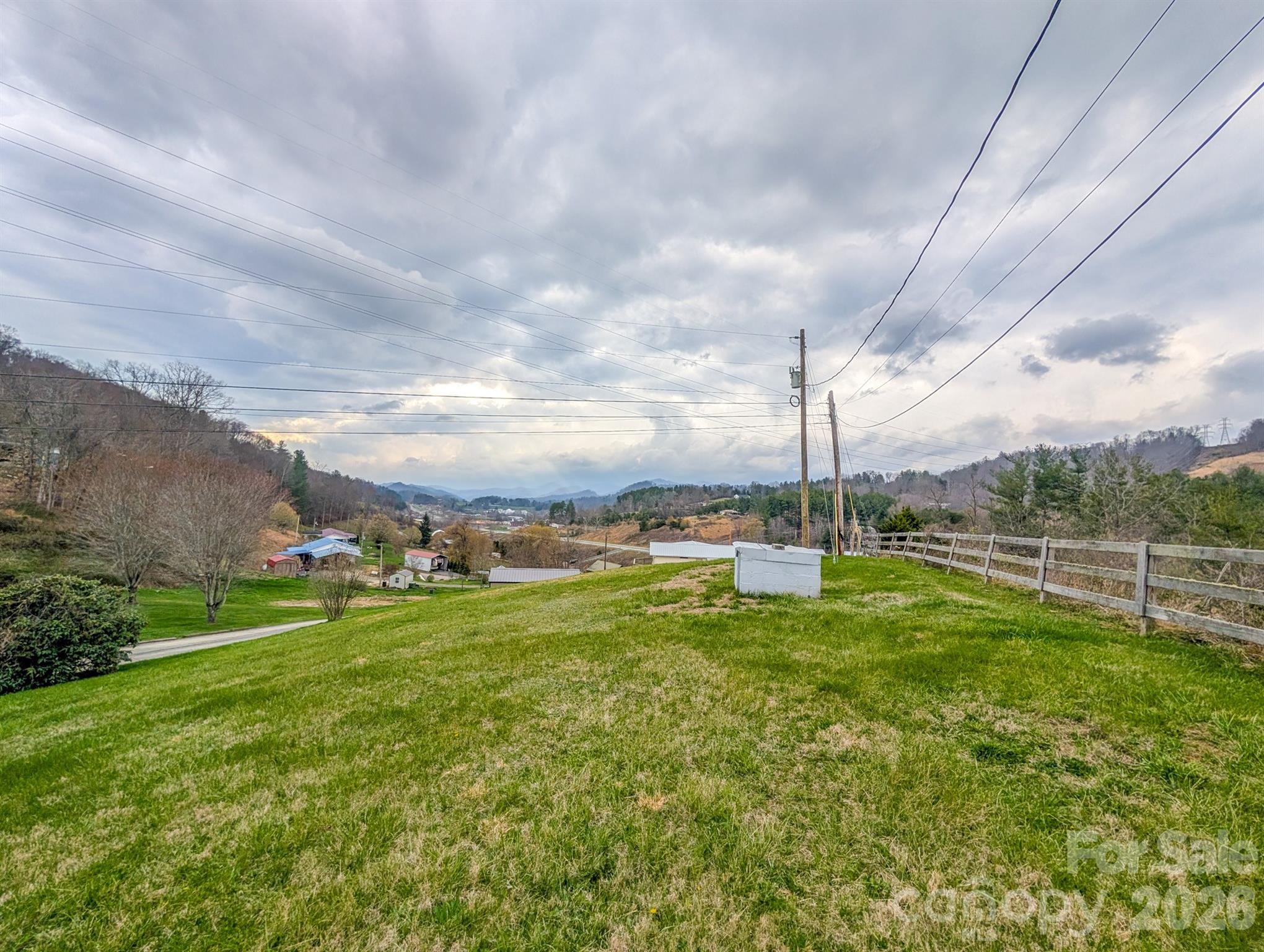 107 Mockingbird Lane Burnsville NC 28714