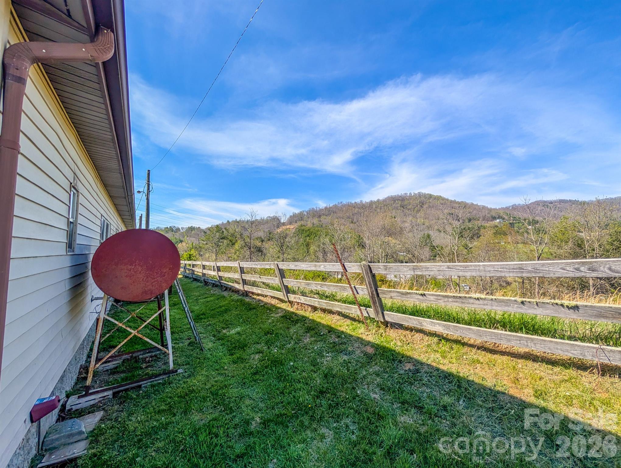 107 Mockingbird Lane Burnsville NC 28714