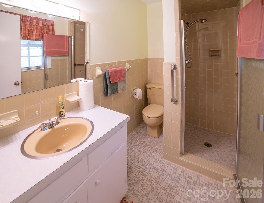 1802 Hopewell Road Morganton NC 28655
