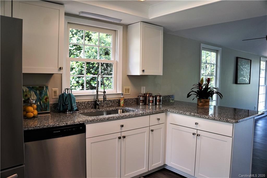 6814 El Greco Court Charlotte NC 28226