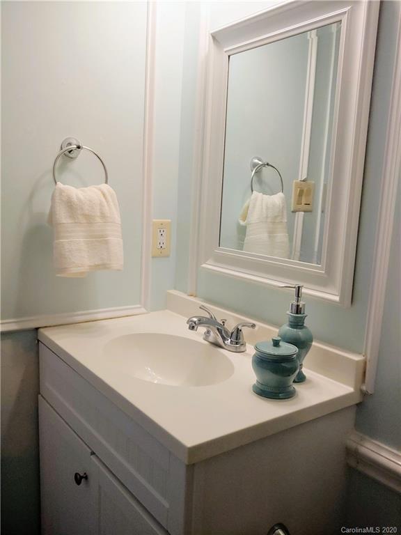 6814 El Greco Court Charlotte NC 28226