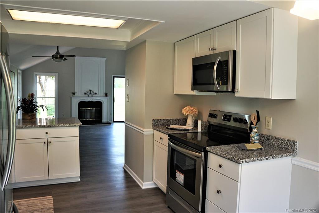 6814 El Greco Court Charlotte NC 28226