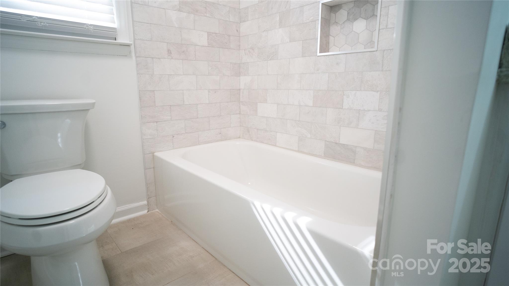 3916 David Cox Road Charlotte NC 28269