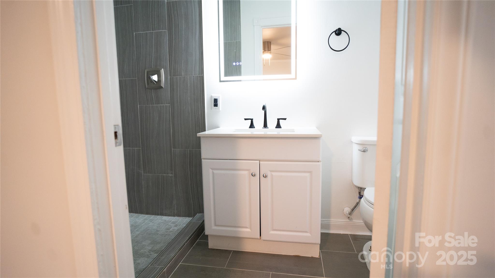3916 David Cox Road Charlotte NC 28269