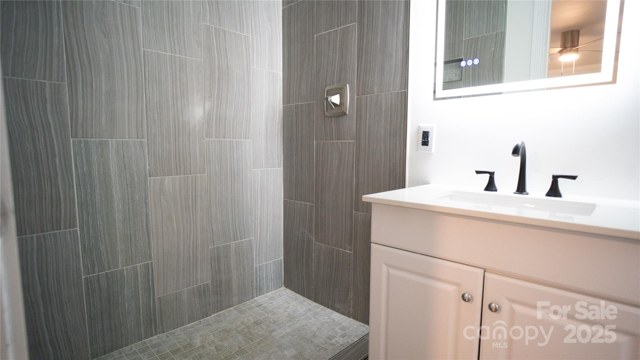 3916 David Cox Road Charlotte NC 28269