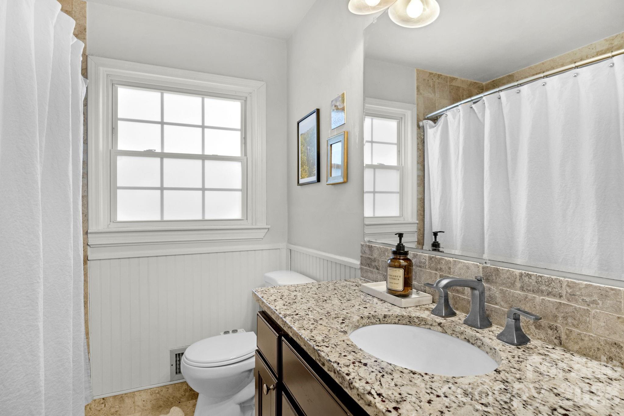 6038 Netherwood Drive Charlotte NC 28210