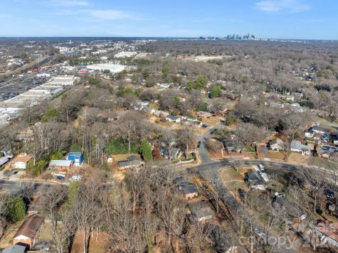 6038 Netherwood Drive Charlotte NC 28210